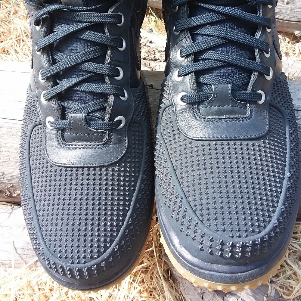 Nike LF 1